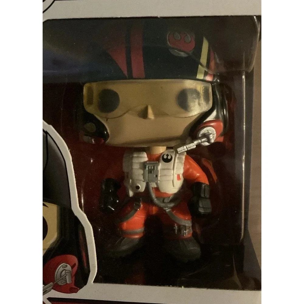 Funko‎ Pop! Vinyl: Star Wars - Poe Dameron #62 - Picture 9 of 11